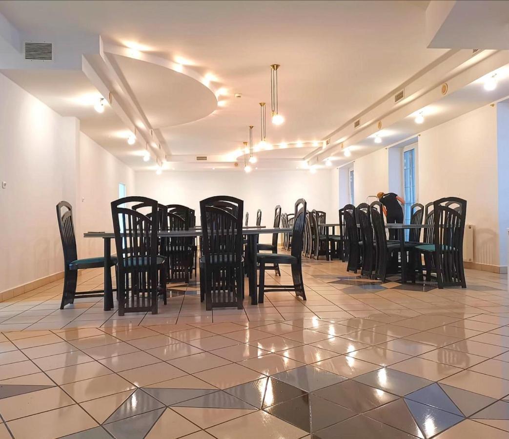 Great Polonia Ustka Bed & Breakfast Luaran gambar