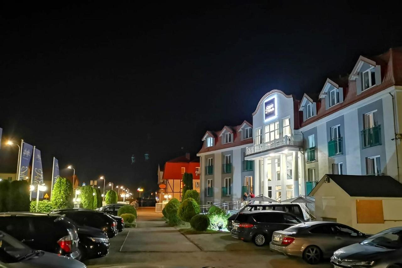 Great Polonia Ustka Bed & Breakfast Luaran gambar