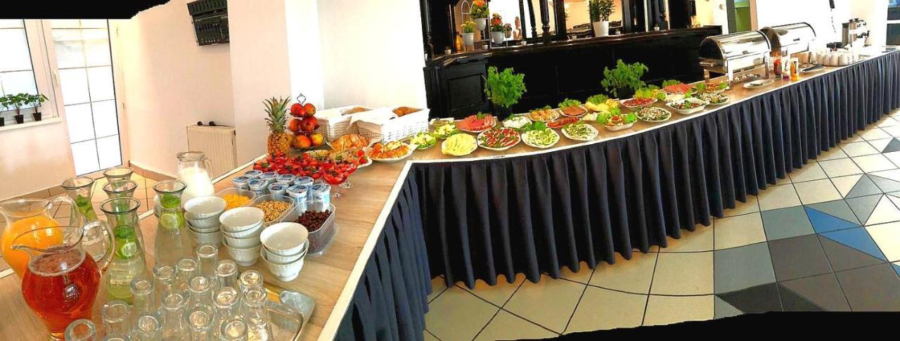 Great Polonia Ustka Bed & Breakfast Luaran gambar