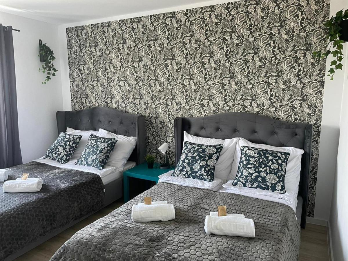 Great Polonia Ustka Bed & Breakfast Luaran gambar